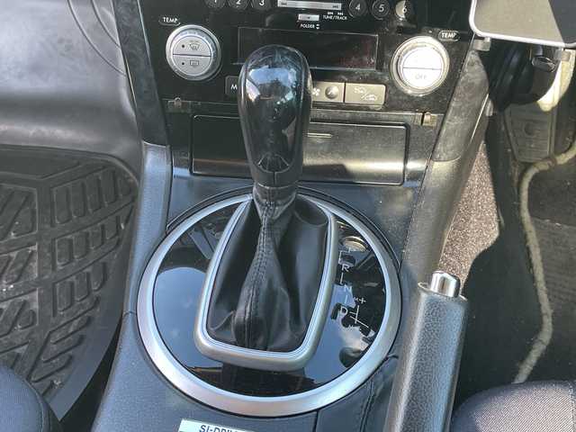 スバル レガシィ ツーリングワゴン 2．0GT EyeSight 青森県 2009(平21)年 17.3万km サテンホワイトパール 4WD・ターボ/純正ナビ・フルセグTV/CD・DVD・Bluetooth・HDD・SD/バックカメラ/前席パワーシート/ビルトインETC/アイサイト/プリクラッシュブレーキ/追従クルーズコントロール/パドルシフト/STIタワーバー/HIDヘッドライト/LEDフォグランプ/社外17インチアルミ/プッシュスタート/スマートキー