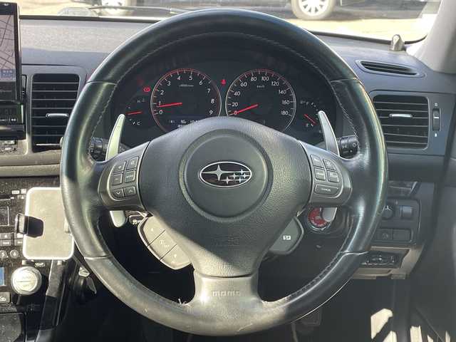 スバル レガシィ ツーリングワゴン 2．0GT EyeSight 青森県 2009(平21)年 17.3万km サテンホワイトパール 4WD・ターボ/純正ナビ・フルセグTV/CD・DVD・Bluetooth・HDD・SD/バックカメラ/前席パワーシート/ビルトインETC/アイサイト/プリクラッシュブレーキ/追従クルーズコントロール/パドルシフト/STIタワーバー/HIDヘッドライト/LEDフォグランプ/社外17インチアルミ/プッシュスタート/スマートキー