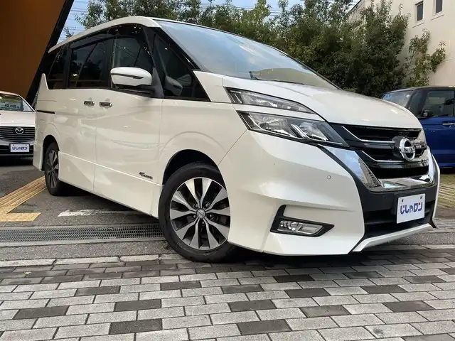 日産 セレナ ハイウェイスター 兵庫県 2017(平29)年 11.4万km ブリリアントホワイトパール (株)IDOMが運営する【じしゃロン西宮店】の自社ローン専用車両になります。こちらは現金またはオートローンご利用時の価格です。自社ローンご希望の方は別途その旨お申付け下さい/プッシュスタート/駐車支援システム/クルーズコントロール/Bluetooth/アラウンドビューモニター/SDナビ/両側パワースライドドア/片側ハンズフリーパワースライドドア/TVキャンセラー/フリップダウン/電格ミラー/コーナーセンサー/純正１６インチアルミホイール/ETC/横滑り防止装置/オートライト/ステアリングスイッチ/セカンドシートリフトアップ/エマージェンシーブレーキ/ドアバイザー/ABS/衝突被害軽減システム