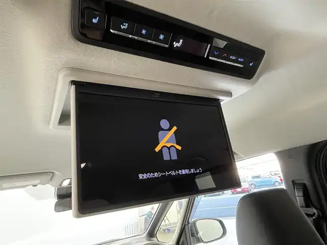 トヨタ ノア ハイブリッド Z 群馬県 2024(令6)年 0.9万km 黒 ワンオーナ　禁煙車　純正１０．５インチディスプレイオーディオ　１３．２型フリップダウンモニター　パワーバックドア　両側パワースライドドア　BSM　両席シートヒーター　トヨタセーフティセンス　ビルトイン　ETC2.0　純正フロアマット　純正アルミホイール