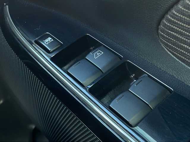 日産 デイズ ハイウェイスターG ターボ 山口県 2016(平28)年 5.1万km ブラック 純正SDナビ【MP315D-W】/・フルセグテレビ/・Bluetooth/・CD/DVD/AM/FM/アラウンドビューモニター/ETC/ドライブレコーダー/エマージェンシーブレーキ/オートハイビーム/D席シートヒーター/純正フロアマット/オートエアコン/シガーソケット/アイドリングストップ/電動格納ウィンカーミラー/ドアバイザー/純正15インチAW