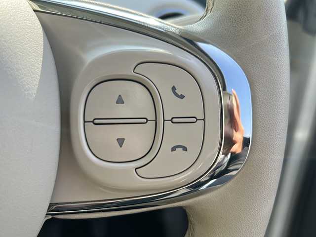 フィアット ５００ ツインエア ラウンジ 香川県 2020(令2)年 3.7万km 白 純正ナビ（BT)/ガラスルーフ/コーナーセンサー/ハロゲンヘッドライト/ETC/ターボ