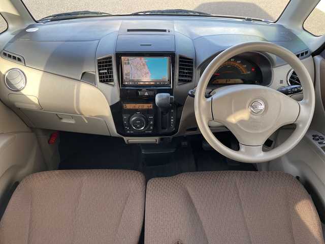 日産 ルークス G 茨城県 2010(平22)年 8.2万km クリアベージュ 純正ＳＤナビ　/-TV/BT/CD/SD/パワースライドドア　/バックカメラ　/ＥＴＣ　/プッシュスタート　/スペアキー　/純正フロアマット　/パワーステアリング　/パワーウインドウ　/エアバックＷ　/取扱説明書