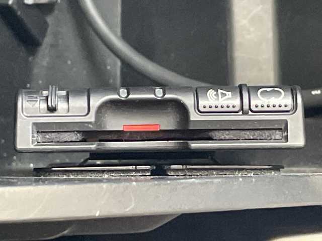 日産 ルークス G 茨城県 2010(平22)年 8.2万km クリアベージュ 純正ＳＤナビ　/-TV/BT/CD/SD/パワースライドドア　/バックカメラ　/ＥＴＣ　/プッシュスタート　/スペアキー　/純正フロアマット　/パワーステアリング　/パワーウインドウ　/エアバックＷ　/取扱説明書