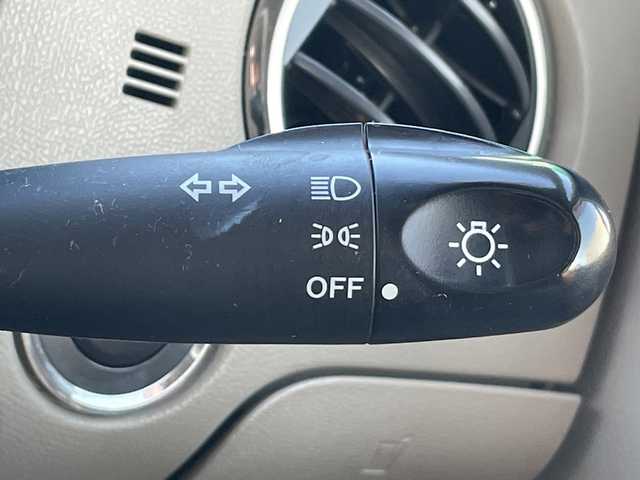 日産 ルークス G 茨城県 2010(平22)年 8.2万km クリアベージュ 純正ＳＤナビ　/-TV/BT/CD/SD/パワースライドドア　/バックカメラ　/ＥＴＣ　/プッシュスタート　/スペアキー　/純正フロアマット　/パワーステアリング　/パワーウインドウ　/エアバックＷ　/取扱説明書