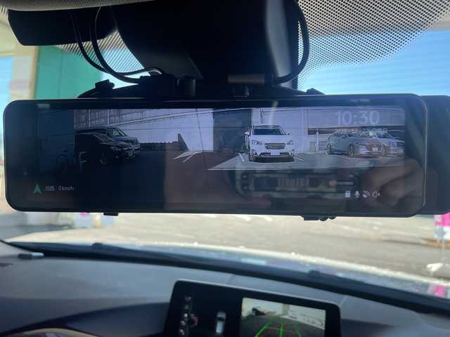 ＢＭＷ ３１８ｉ ツーリング ラグジュアリー 愛知県 2017(平29)年 6万km ミネラルホワイト カラーコードA96 ミネラルホワイト/ブラウンレザーシート/純正ナビ/フルセグTV・CD・DVD・Bluetooth・AUX/バックカメラ/ミラー一体型2.0ETC/クルーズコントロール/前席パワーシート/前席シートヒーター/運転席メモリー機能付きパワーシート/パワーバックドア/インテリジェントセーフティ/前後一体型ドライブレコーダー/車線変更警告/車線逸脱警告/ステアリングスイッチ/コンフォートアクセス/プッシュスタート/ルーフレール/LEDヘッドライト/フォグランプ/アイドリングストップ/社外デジタルインナーミラー/取扱説明書/保証書/ディーラー点検記録簿/ディーラーR2.R4　その他R6