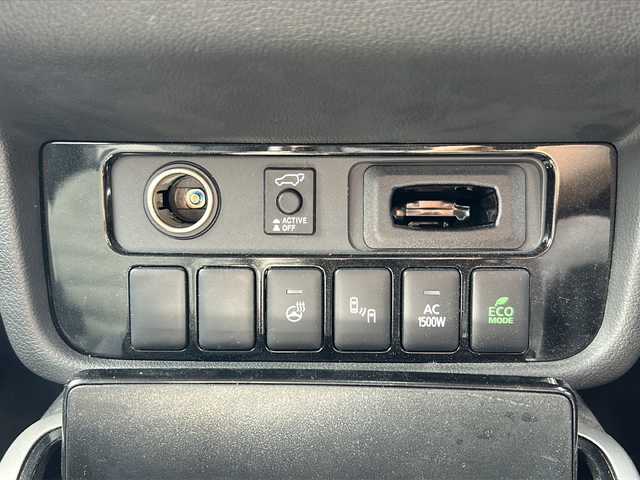 三菱 アウトランダー ＰＨＥＶ G 山口県 2020(令2)年 4.2万km ルビーブラックP 禁煙車/スマートキー/プッシュスタート/ETC/全方位カメラ/純正メモリナビ/(DTV/BT/DVD/ラジオ)/パワーシート/シートヒーター/ステアリングヒーター/ブラインドスポットモニター/レーダークルーズコントロール/パドルシフト/衝突軽減ブレーキ/パワーバックドア/オートライト/オートエアコン/純正フロアマット/純正アルミホイール