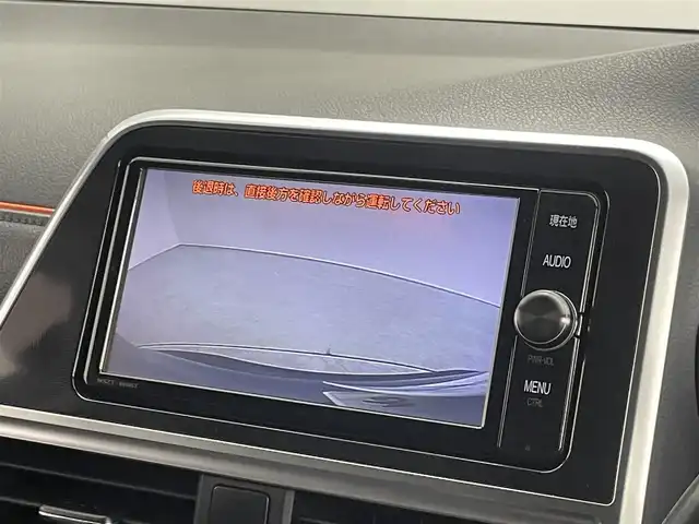 トヨタ シエンタ ハイブリッド G クエロ 埼玉県 2018(平30)年 3万km クールボルドーガラスフレーク 純正ナビ　バックカメラ　両側パワースライドドア　ＥＴＣ　ドライブレコーダー　ハーフレザー　社外アルミ　スマートキー　オートライト　ＬＥＤライト　ＣＤ　ＤＶＤ　Ｂｌｕｅｔｏｏｔｈ　地デジフルセグＴＶ