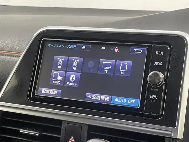 トヨタ シエンタ ハイブリッド G クエロ 埼玉県 2018(平30)年 3万km クールボルドーガラスフレーク 純正ナビ　バックカメラ　両側パワースライドドア　ＥＴＣ　ドライブレコーダー　ハーフレザー　社外アルミ　スマートキー　オートライト　ＬＥＤライト　ＣＤ　ＤＶＤ　Ｂｌｕｅｔｏｏｔｈ　地デジフルセグＴＶ