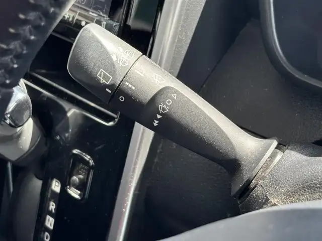 ダイハツ トール カスタムG SAⅡ 静岡県 2016(平28)年 2.6万km ブラックマイカメタリック/インペリアルゴールドクリスタルメタリック エンジンスタートボタン/パワーステアリング/パワーウィンドウ/アイドリングストップ/スマートキー/オートエアコン/クルーズコントロール/純正フリップダウンモニター/9インチナビ（CD/DVD/BT/フルセグ）/全方位カメラ/ETC/ドライブレコーダー前後/ウォークスルー/純正フロアマット/純正アルミホイール/ABS/横滑り防止装置/コーナーセンサー/レーンキープアシスト/オートライト/LEDヘッドライト/Wエアバック/衝突軽減システム