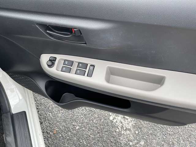 トヨタ パッソ モーダ 千葉県 2020(令2)年 2.1万km ブラックマイカメタリック/パールホワイト2トーン ナビＮＳＣＮ－Ｗ６８　バックカメラ　ドラレコ　ＥＴＣ　レーンアシスト　ＡＨＢ　衝突被害軽減　スマートアシスト　ツートンカラー　ＬＥＤライト　オートライト　前後センサー　アイドリングストップ 14AW