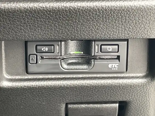 スズキ スペーシア カスタム HYBRID XS ターボ 千葉県 2020(令2)年 3.4万km ピュアホワイトP 純正8インチナビ/(フルセグTV/BT/CD/DVD/FM/AM)/全周囲カメラ/前後ドライブレコーダー/ヘッドアップディスプレイ/衝突被害軽減システム/車線逸脱警報/レーダークルーズコントロール/パドルシフト/シートカバー/両側パワースライドドア/横滑り防止装置/ビルトインETC/アイドリングストップ/LEDヘッドライト/フォグランプ/オートライト/ウィンカーミラー/電動格納ミラー/社外15インチAW/シートヒーター/車高調/プッシュスタート/スマートキー/フロアマット/スペアキー/取扱説明書/保証書