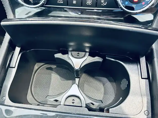 メルセデス・ベンツ ＳＬ４００ 大阪府 2019(令1)年 1.6万km グレー ワンオーナー/レーダーセーフティP/スカイルーフ/純正ナビ/TV/バックカメラ/applecarplay/ACC/純正19インチAW/LEDヘッドライト/電動リアゲート/黒革/メモリ付きパワーシート/エアシートヒーター/ブラインドスポット/ETC/ドラレコ/パドルシフト