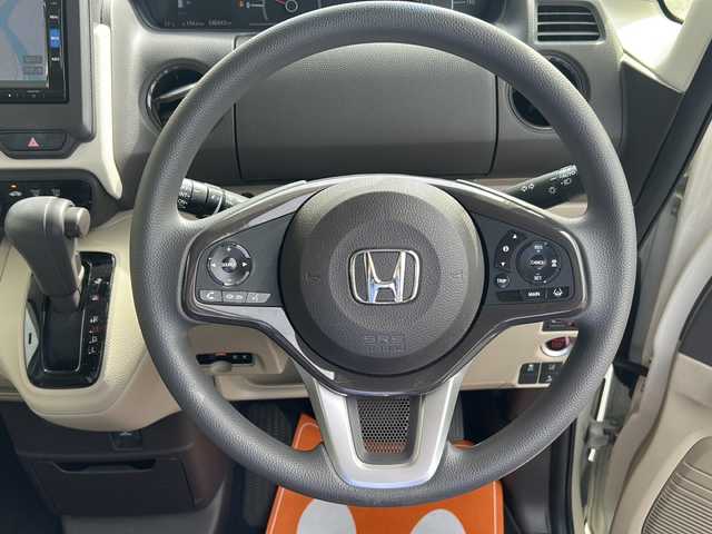 ホンダ Ｎ ＢＯＸ G L ホンダセンシング 愛知県 2017(平29)年 4.1万km プレミアムホワイトパールⅡ ワンオーナー/ホンダセンシング/ディーラーオプションナビ/フルセグTV/CD/DVD//両側パワースライドドア/バックカメラ/クルーズコントロール/前後ドライブレコーダー/純正フロアマット/後席会話支援機能/コーナーセンサー/ドアバイザー/プッシュスタート/USBポート/ミラーウィンカー/電格ミラー/エアバッグ/衝突軽減システム/レーンアシスト/横滑り防止装置/保証書/取扱説明書