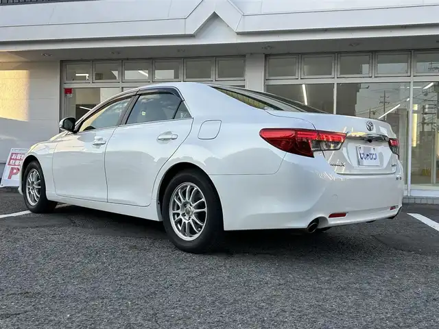 トヨタ マークＸ 250G Fパッケージ 京都府 2013(平25)年 9.3万km ホワイトパールクリスタルシャイン (株)IDOMが運営する【じしゃロン伏見店】の自社ローン対象車両になります。こちらは現金ご利用時の価格です。自社ローンご希望の方は別途その旨お申付け下さい。/プッシュスタート/純正ナビ　/　・AM/FM/　・TV(フルセグ)/　・Bluetooth/　・HDMI/バックカメラ/ビルトインETC/横滑り防止装置/オートライト/電動格納ミラー/純正フロアマット/純正AW付スタッドレス車載/ドアバイザー