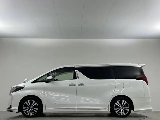 トヨタ アルファード S Cパッケージ 埼玉県 2022(令4)年 4.5万km ホワイトパールクリスタルシャイン モデリスタ　サンルーフ　後席モニタ　ＤＶＤ　ＥＴＣ　３眼ＬＥＤ　純正９型ＤＡ　コネクトナビ　Ｂカメラ　両側電動　ドライブレコーダー　温シート　エアシート　ベンチレ―ション　電動リアゲート　電動シート フルセグTV　ＭＴモード付ＡＴ　トヨタセーフティセンス