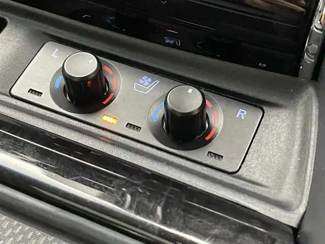 トヨタ アルファード S Cパッケージ 埼玉県 2022(令4)年 4.5万km ホワイトパールクリスタルシャイン モデリスタ　サンルーフ　後席モニタ　ＤＶＤ　ＥＴＣ　３眼ＬＥＤ　純正９型ＤＡ　コネクトナビ　Ｂカメラ　両側電動　ドライブレコーダー　温シート　エアシート　ベンチレ―ション　電動リアゲート　電動シート フルセグTV　ＭＴモード付ＡＴ　トヨタセーフティセンス