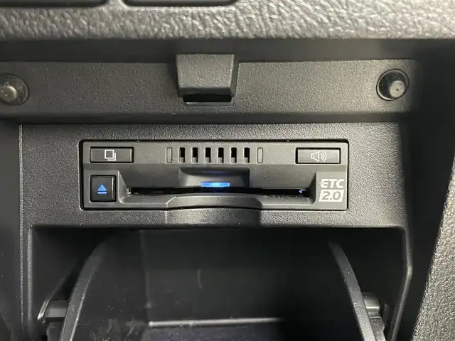 トヨタ アルファード S Cパッケージ 埼玉県 2022(令4)年 4.5万km ホワイトパールクリスタルシャイン モデリスタ　サンルーフ　後席モニタ　ＤＶＤ　ＥＴＣ　３眼ＬＥＤ　純正９型ＤＡ　コネクトナビ　Ｂカメラ　両側電動　ドライブレコーダー　温シート　エアシート　ベンチレ―ション　電動リアゲート　電動シート フルセグTV　ＭＴモード付ＡＴ　トヨタセーフティセンス