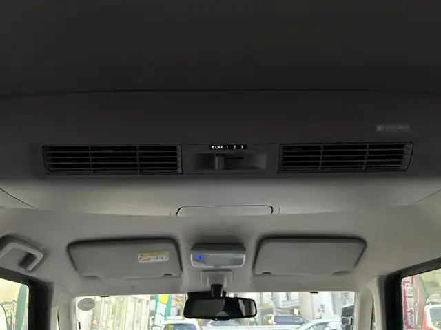 日産 デイズ ルークス ハイウェイスター Gターボ 東京都 2018(平30)年 8.4万km スパークリングレッド/ブラック 純正ナビ/　フルセグTV/DVD/CD/Bluetooth/アラウンドビューモニター/両側パワースライドドア/エマージェンシーブレーキ/踏み間違い防止アシスト/LEDヘッドライト/フォグランプ/オートライト/ハイビームアシスト/アイドリングストップ/電動オート格納ミラー/ウインカーミラー/革巻きステアリングホイール/ステアリングスイッチ/プッシュスタート/スマートキー/Ｄ席シートヒーター/オーバーヘッドコンソール/ナノイー付リアシーリングファン/サンシェード後席/サイドシルスポイラー/リアスポイラー/社外マフラー/純正フロアマット/ドアバイザー