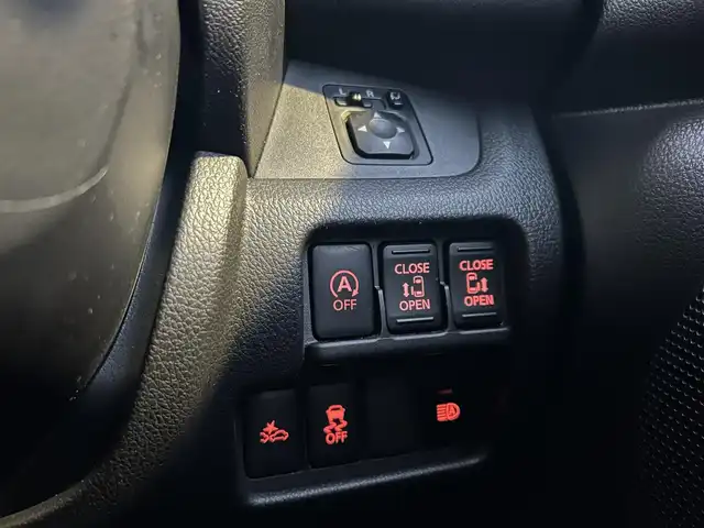 日産 デイズ ルークス ハイウェイスター Gターボ 東京都 2018(平30)年 8.4万km スパークリングレッド/ブラック 純正ナビ/　フルセグTV/DVD/CD/Bluetooth/アラウンドビューモニター/両側パワースライドドア/エマージェンシーブレーキ/踏み間違い防止アシスト/LEDヘッドライト/フォグランプ/オートライト/ハイビームアシスト/アイドリングストップ/電動オート格納ミラー/ウインカーミラー/革巻きステアリングホイール/ステアリングスイッチ/プッシュスタート/スマートキー/Ｄ席シートヒーター/オーバーヘッドコンソール/ナノイー付リアシーリングファン/サンシェード後席/サイドシルスポイラー/リアスポイラー/社外マフラー/純正フロアマット/ドアバイザー