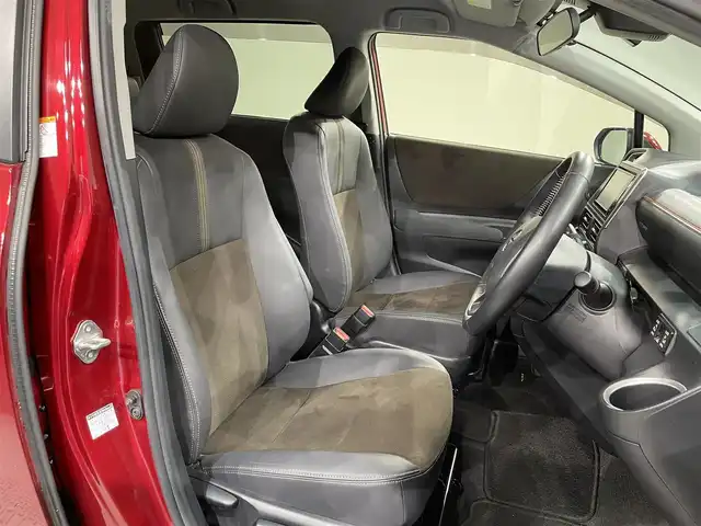 トヨタ シエンタ G クエロ 愛知県 2018(平30)年 0.9万km センシュアルレッドマイカ 純正ＳＤナビ　/（Bluetooth/フルセグTV/SD/AM/FM/CD・DVD再生）/パノラミックビューモニター　/両側パワースライドドア/トヨタセーフティセンスC/　-プリクラッシュセーフティ（衝突軽減ブレーキ）/　-LDA(車線逸脱警報）/　-先行車発進/シートヒーター　/ＬＥＤヘッドライト　/ステアリングヒーター　/クリアランスソナー　/ドライブレコーダー/LEDフォグ/応急スペアタイヤ有