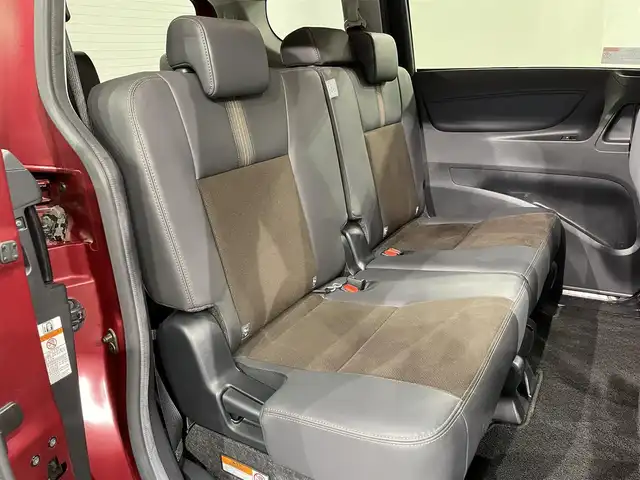 トヨタ シエンタ G クエロ 愛知県 2018(平30)年 0.9万km センシュアルレッドマイカ 純正ＳＤナビ　/（Bluetooth/フルセグTV/SD/AM/FM/CD・DVD再生）/パノラミックビューモニター　/両側パワースライドドア/トヨタセーフティセンスC/　-プリクラッシュセーフティ（衝突軽減ブレーキ）/　-LDA(車線逸脱警報）/　-先行車発進/シートヒーター　/ＬＥＤヘッドライト　/ステアリングヒーター　/クリアランスソナー　/ドライブレコーダー/LEDフォグ/応急スペアタイヤ有