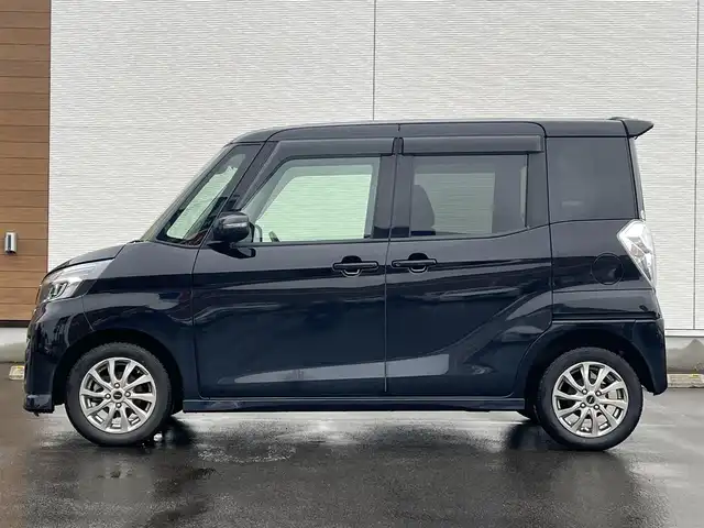 日産 デイズ ルークス ハイウェイスターX Gパッケージ 秋田県 2018(平30)年 2.5万km ブラック ４WD/純正ナビ/全方位カメラ/アラウンドビューモニター/衝突軽減システム/LEDヘッドライト/両側パワスラ/フルセグ/アイドリングストップ/レーンキープアシスト/オートマチックハイビーム/プッシュスタート/コーナーセンサー/D席シートヒーター/ステアリングスイッチ/ドライブレコーダー/ETC/純正フロアマット/純正ドアバイザー/オートライト/オートエアコン/パワーステアリング/パワーウィンドウ/横滑り防止/電動格納ウィンカーミラー