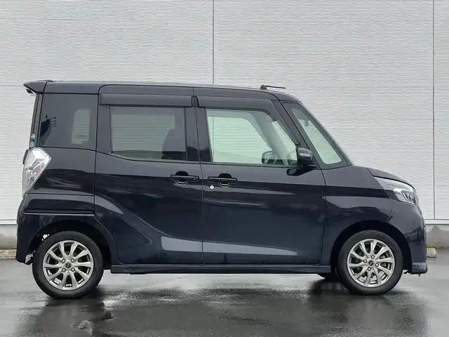 日産 デイズ ルークス ハイウェイスターX Gパッケージ 秋田県 2018(平30)年 2.5万km ブラック ４WD/純正ナビ/全方位カメラ/アラウンドビューモニター/衝突軽減システム/LEDヘッドライト/両側パワスラ/フルセグ/アイドリングストップ/レーンキープアシスト/オートマチックハイビーム/プッシュスタート/コーナーセンサー/D席シートヒーター/ステアリングスイッチ/ドライブレコーダー/ETC/純正フロアマット/純正ドアバイザー/オートライト/オートエアコン/パワーステアリング/パワーウィンドウ/横滑り防止/電動格納ウィンカーミラー