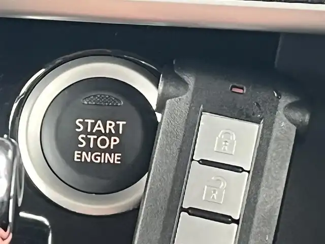 日産 デイズ ルークス ハイウェイスターX Gパッケージ 秋田県 2018(平30)年 2.5万km ブラック ４WD/純正ナビ/全方位カメラ/アラウンドビューモニター/衝突軽減システム/LEDヘッドライト/両側パワスラ/フルセグ/アイドリングストップ/レーンキープアシスト/オートマチックハイビーム/プッシュスタート/コーナーセンサー/D席シートヒーター/ステアリングスイッチ/ドライブレコーダー/ETC/純正フロアマット/純正ドアバイザー/オートライト/オートエアコン/パワーステアリング/パワーウィンドウ/横滑り防止/電動格納ウィンカーミラー
