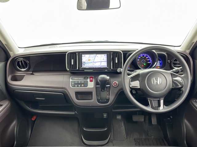ホンダ Ｎ ＯＮＥ プレミアム 群馬県 2014(平26)年 5.7万km プレミアムホワイトパール ナビ　フルセグＴＶ　ＣＤ／ＤＶＤ　ＢｌｕｅＴｏｏｔｈ　アイドリングストップ　ＨＩＤヘッドライト　フォグ　オートライト　電格ミラー　横滑り防止機能　純正アルミホイール　スマートキー　ＥＴＣ　禁煙車