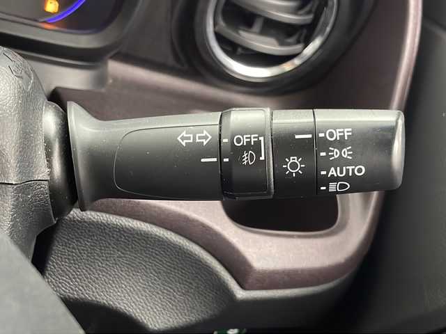ホンダ Ｎ ＯＮＥ プレミアム 群馬県 2014(平26)年 5.7万km プレミアムホワイトパール ナビ　フルセグＴＶ　ＣＤ／ＤＶＤ　ＢｌｕｅＴｏｏｔｈ　アイドリングストップ　ＨＩＤヘッドライト　フォグ　オートライト　電格ミラー　横滑り防止機能　純正アルミホイール　スマートキー　ＥＴＣ　禁煙車