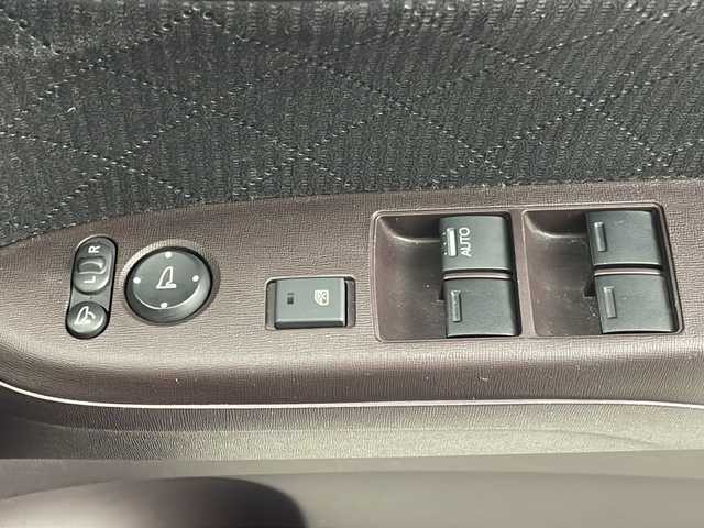 ホンダ Ｎ ＯＮＥ プレミアム 群馬県 2014(平26)年 5.7万km プレミアムホワイトパール ナビ　フルセグＴＶ　ＣＤ／ＤＶＤ　ＢｌｕｅＴｏｏｔｈ　アイドリングストップ　ＨＩＤヘッドライト　フォグ　オートライト　電格ミラー　横滑り防止機能　純正アルミホイール　スマートキー　ＥＴＣ　禁煙車