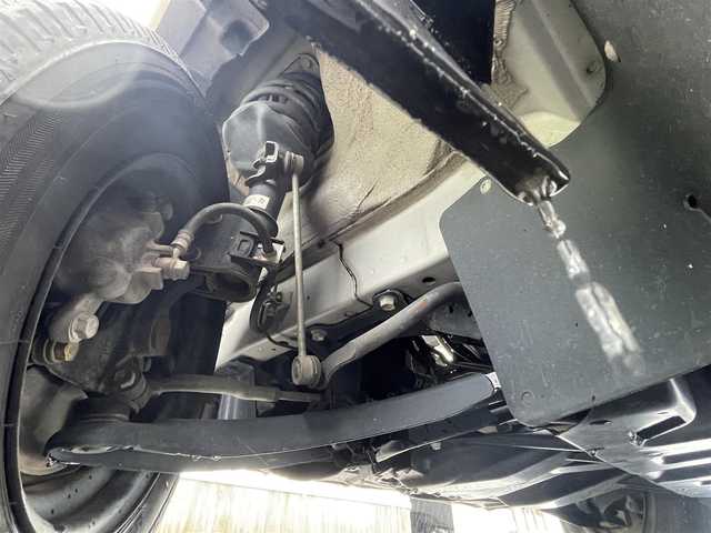 スズキ エブリイ PA 滋賀県 2013(平25)年 8.9万km シルキーシルバーメタリック ガソリン/2WD/AT/7インチナビ　MVD-308BT/(FM/AM/CD/ワンセグ/Bluetooth)/ETC/スタッドレスタイヤ積み込み/マニュアルAC/パワーステアリング/パワーウインドウ/ステアリングカバー付き/純正フロアマット/純正ドアバイザー