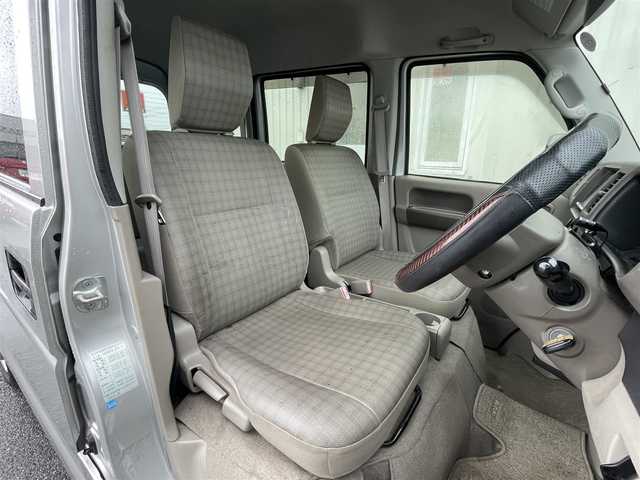 スズキ エブリイ PA 滋賀県 2013(平25)年 8.9万km シルキーシルバーメタリック ガソリン/2WD/AT/7インチナビ　MVD-308BT/(FM/AM/CD/ワンセグ/Bluetooth)/ETC/スタッドレスタイヤ積み込み/マニュアルAC/パワーステアリング/パワーウインドウ/ステアリングカバー付き/純正フロアマット/純正ドアバイザー