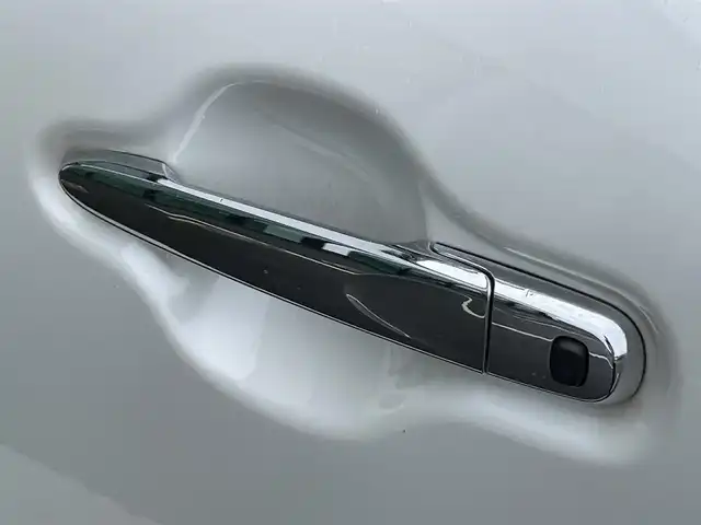 ダイハツ キャスト スタイル G SAⅡ 香川県 2017(平29)年 6.8万km パールホワイトⅢ 登録時走行距離：67666km/純正SDナビゲーション/→CD/DVD 再生/→ワンセグTV/バックカメラ/ビルトインETC/LEDオートライト/フォグランプ/オートハイビーム/後部コーナーセンサー/純正15インチアルミホイール/ベンチシート/ステアリングリモコン/スマートキー/スペアキー