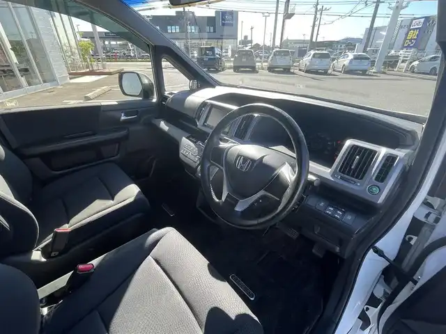 ホンダ ステップワゴン スパーダ Z 熊本県 2012(平24)年 6.6万km ホワイトオーキッドパール (株)IDOMが運営する【じしゃロン熊本店】の自社ローン専用車両になりますこちらは現金またはオートローンご利用時の価格です。自社ローンご希望の方は別途その旨お申付け下さい/社外ナビ　/バックカメラ　/ワンオーナー　/両側パワースライドドア　/アイドリングストップ　/ＨＩＤヘッドライト　/パドルシフト　/Ｗエアバッグ　/ＴＥＩＮ車高調　/スマートキー　/電動格納ミラー　/純正フロアマット