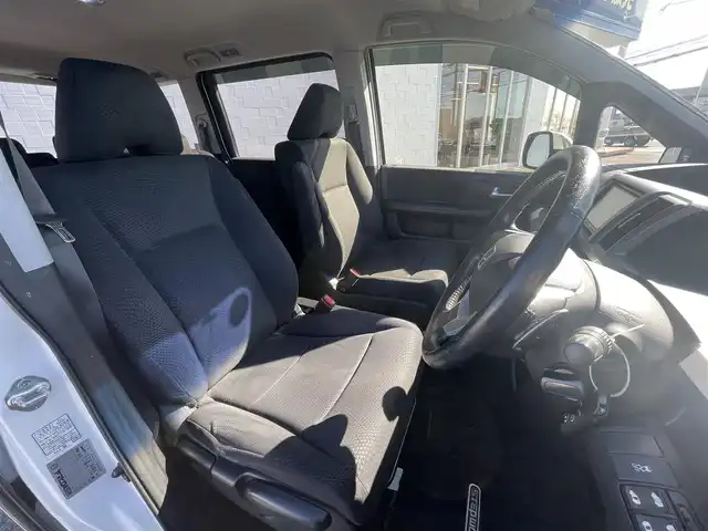 ホンダ ステップワゴン スパーダ Z 熊本県 2012(平24)年 6.6万km ホワイトオーキッドパール (株)IDOMが運営する【じしゃロン熊本店】の自社ローン専用車両になりますこちらは現金またはオートローンご利用時の価格です。自社ローンご希望の方は別途その旨お申付け下さい/社外ナビ　/バックカメラ　/ワンオーナー　/両側パワースライドドア　/アイドリングストップ　/ＨＩＤヘッドライト　/パドルシフト　/Ｗエアバッグ　/ＴＥＩＮ車高調　/スマートキー　/電動格納ミラー　/純正フロアマット