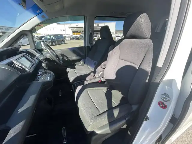 ホンダ ステップワゴン スパーダ Z 熊本県 2012(平24)年 6.6万km ホワイトオーキッドパール (株)IDOMが運営する【じしゃロン熊本店】の自社ローン専用車両になりますこちらは現金またはオートローンご利用時の価格です。自社ローンご希望の方は別途その旨お申付け下さい/社外ナビ　/バックカメラ　/ワンオーナー　/両側パワースライドドア　/アイドリングストップ　/ＨＩＤヘッドライト　/パドルシフト　/Ｗエアバッグ　/ＴＥＩＮ車高調　/スマートキー　/電動格納ミラー　/純正フロアマット