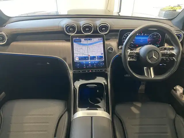 メルセデス・ベンツ Ｍ・ベンツ ＧＬＣ２２０ d 4マチック ドライバーズPKG 熊本県 2023(令5)年 2.9万km オブシディアンブラック ・スマートキー/・プッシュスタート/・パノラマサンルーフ /・アクティブステアリングアシスト/・DSR/・アクティブレーンアシスト/・アクティブディスタントアシスト/・アクティブレーンチェンジアシスト/・アクティブブレーキアシスト/・ブラインドスポットモニター/・トラフィックサインアシスト/・アテンションアシスト/・パーキングアシスト/・クルーズコントロール(追従式)/・オートハイビーム/・黒革シート/・前席パワーシート/・全席シートヒーター /・純正HDDナビ/　【Bluetooth・USB・AppleCarPlay・AndroidAuto】/・フルセグTV/・全方位カメラ/・ETC2.0/・パワーバックドア/・LEDヘッドランプ/・純正マット/・保証書/取説