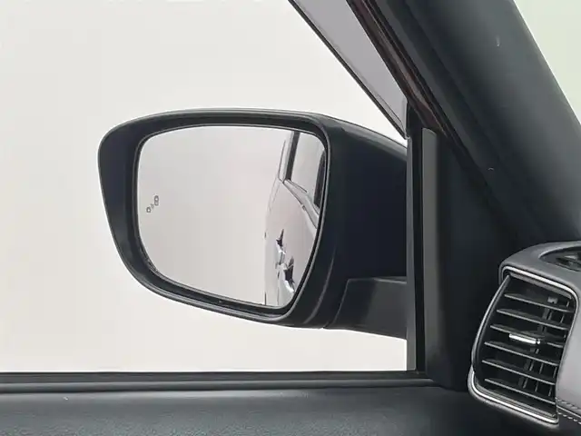 日産 セレナ e－パワー ハイウェイスター V 埼玉県 2020(令2)年 5.4万km マルーンレッド 2トーン プロパイロット　純正１０インチナビ　アラウンドビューモニター　両側パワースライドドア　パーキングアシスト　ドライブレコーダー　ＢＳＩ　ＬＥＤライト　ビルトインＥＴＣ　地デジフルセグ　コーナーセンサー