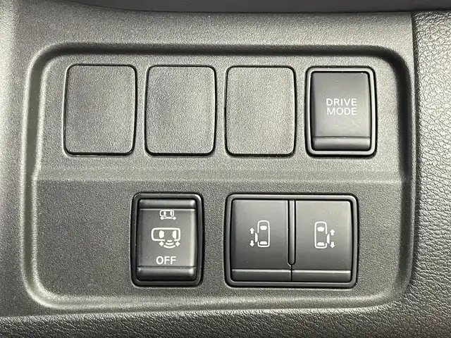 日産 セレナ e－パワー ハイウェイスター V 埼玉県 2020(令2)年 5.4万km マルーンレッド 2トーン プロパイロット　純正１０インチナビ　アラウンドビューモニター　両側パワースライドドア　パーキングアシスト　ドライブレコーダー　ＢＳＩ　ＬＥＤライト　ビルトインＥＴＣ　地デジフルセグ　コーナーセンサー