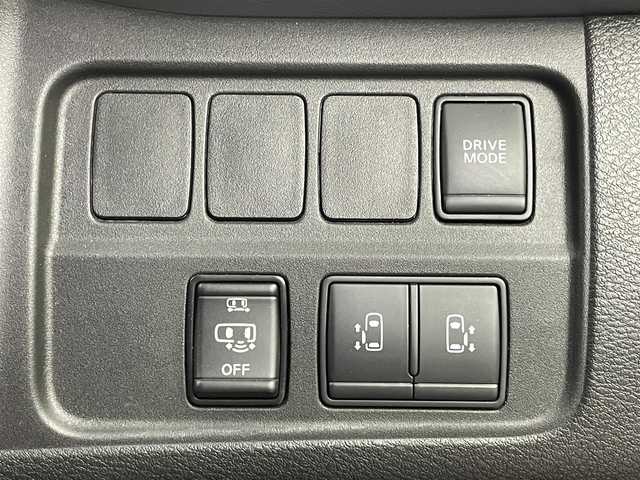 日産 セレナ e－パワー ハイウェイスター V 埼玉県 2020(令2)年 5.4万km マルーンレッド 2トーン プロパイロット　純正１０インチナビ　アラウンドビューモニター　両側パワースライドドア　パーキングアシスト　ドライブレコーダー　ＢＳＩ　ＬＥＤライト　ビルトインＥＴＣ　地デジフルセグ　コーナーセンサー