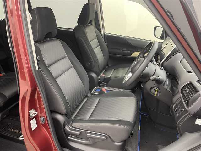 日産 セレナ e－パワー ハイウェイスター V 埼玉県 2020(令2)年 5.4万km マルーンレッド 2トーン プロパイロット　純正１０インチナビ　アラウンドビューモニター　両側パワースライドドア　パーキングアシスト　ドライブレコーダー　ＢＳＩ　ＬＥＤライト　ビルトインＥＴＣ　地デジフルセグ　コーナーセンサー