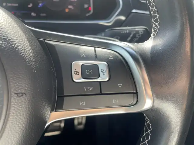フォルクスワーゲン ティグアン TDI 4モーション Rライン 栃木県 2020(令2)年 6.1万km パール 純正ナビ（BT/AppleCarPlay/AndroidAuto/TV)/全方位カメラ/全席シートヒーター/電動リアゲート/追従機能付きクルーズコントロール/パーキングアシスト/ヘッドアップディスプレイ/社外ドライブレコーダー（前後）/アンビエントライト/オートマチックハイビーム/レーンキープアシスト/ビルトインETC/プッシュスタート/スマートキー