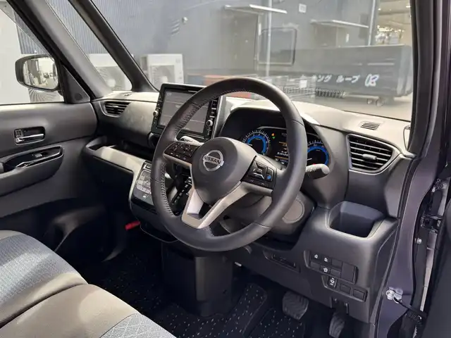 日産 ルークス HWS Gターボ プロパイロットED 滋賀県 2021(令3)年 1.2万km パープルⅡ 純正9インチナビ/【Bluetooth/CD/DVD/フルセグTV/USB】/全方位カメラ/両側パワースライドドア/プロパイロット/レーンキープアシスト/クリアランスソナー/LEDヘッドライト/オートマチックハイビーム/電動パーキングブレーキ/オートブレーキホールド/純正フロアマット/ドアバイザー/後席ロールサンシェード/プッシュスタート/スマートキー/ステアリングリモコン