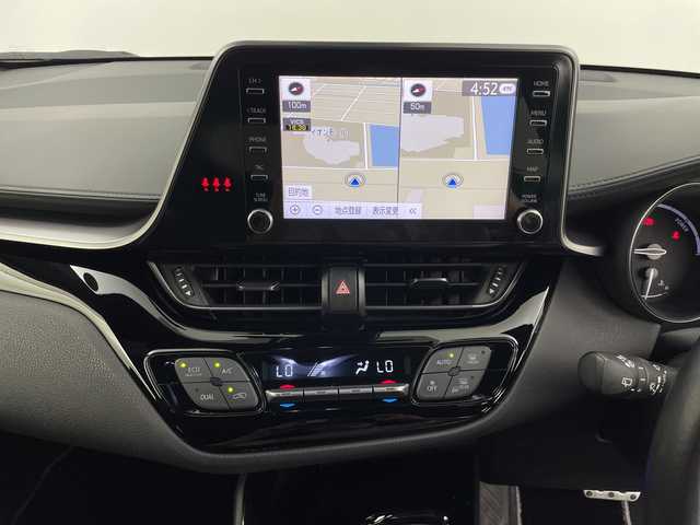 トヨタ Ｃ－ＨＲ S GRスポーツ 鹿児島県 2019(令1)年 8.9万km ブラック/ホワイトパールクリスタルシャイン 2トーン ワンオーナー/純正ディスプレイオーディオ（ナビキット付）/（Bluetooth/USB/Miracast/フルセグ）/パノラミックビューモニター/レーダークルーズコントロール/プリクラッシュセーフティー/レーンキープアシスト/オートライト/オートハイビーム/ステアリングリモコン/電動パーキングブレーキ/オートホールド/前後ドライブレコーダー/ETC/ブラインドスポットモニター/LEDヘッドライト