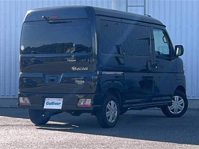 ダイハツ アトレー バン X 愛媛県 2022(令4)年 3.7万km ブラックマイカメタリック 純正ナビ/Bluetooth/CD/DVD/フルセグ/バックカメラ/ETC/純正フロアマット/両側スライドドア/コーナーセンサー/オートライト/LEDヘッドライト/スマートキー/プッシュスタート/スペアキー/アイドリングストップ/保証書/取扱説明書