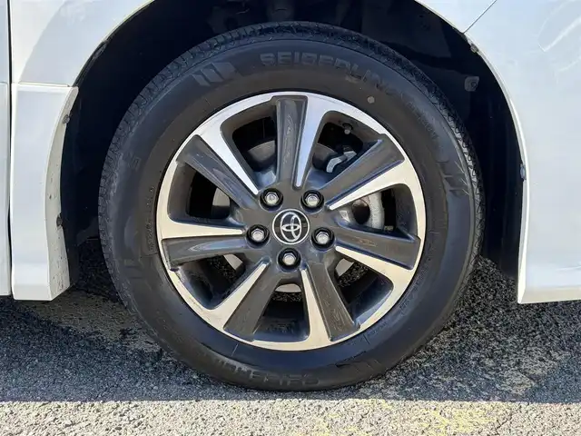 トヨタ ヴォクシー ZS 煌 京都府 2018(平30)年 6.4万km ホワイトパールクリスタルシャイン  セーフティセンスC/ 両側パワースライドドア/ 純正10インチTコネクトSDナビ/・　バックカメラ/・　フルセグTV/CD/DVD/BTオーディオ/ 純正12.1インチフリップダウンモニター/ ビルトインETC/ ステアリモコン/ クルーズコントロール/ LEDヘッドランプ/ フォグライト/ 純正16インチアルミホイール/ 純正フロアマット/ ドアバイザー/ スマートキー/ リヤサイドサンシェード/ 新車時保証書/ 車両取説