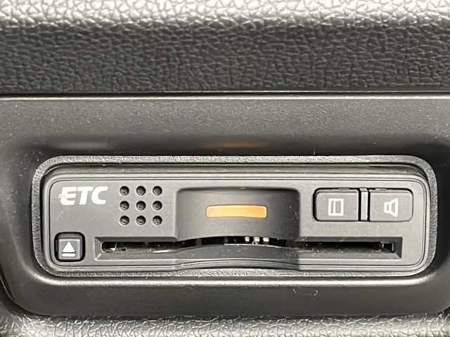 ホンダ ステップワゴン スパーダ クールスピリット 広島県 2016(平28)年 5.1万km ホワイトオーキッドパール 純正ナビ/純正フリップダウンモニター/全周囲カメラ/両側パワースライドドア/シートヒーター/レーダークルコン/衝突軽減ブレーキ/パーキングアシスト/ＬＥＤヘッドランプ/フルセグＴＶ/ＥＴＣ/ＵＳＢ