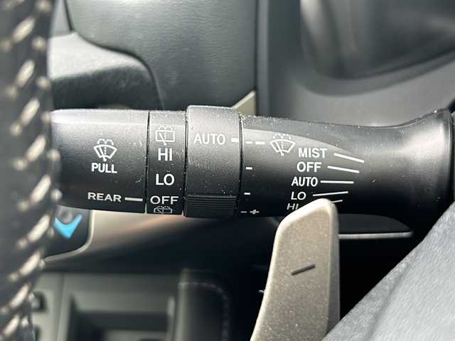 レクサス ＣＴ 200h Fスポーツ 岡山県 2014(平26)年 6.8万km ブラック/ホワイトノーヴァガラスフレーク オプション ブラックルーフ/純正SDナビ/・CD/DVD/SD/フルセグ/Bluetooth　/10スピーカーサウンドシステム/バックカメラ　/Fスポーツ専用黒本革シート/プリクラッシュセーフティ/レーダークルーズコントロール/LEDオートヘッドライト　/パドルシフト付革巻きステア/シートヒーター　/前後コーナーセンサー　/100V電源　/スマートキー×2/純正アルミ/禁煙車